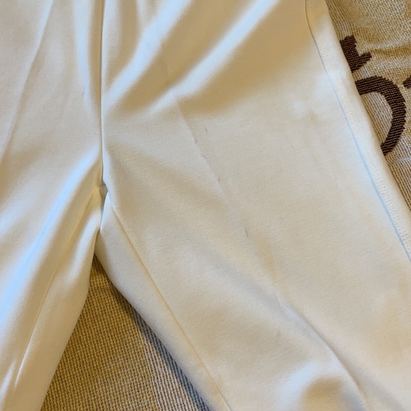 🔥Skye’s The Limit Slim Leg Capri - Picture 7 of 9